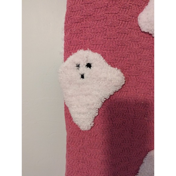Rachel Zoe Dark Pink Ghost Blanket TikTok Viral Throw Halloween NWT - Picture 7 of 7